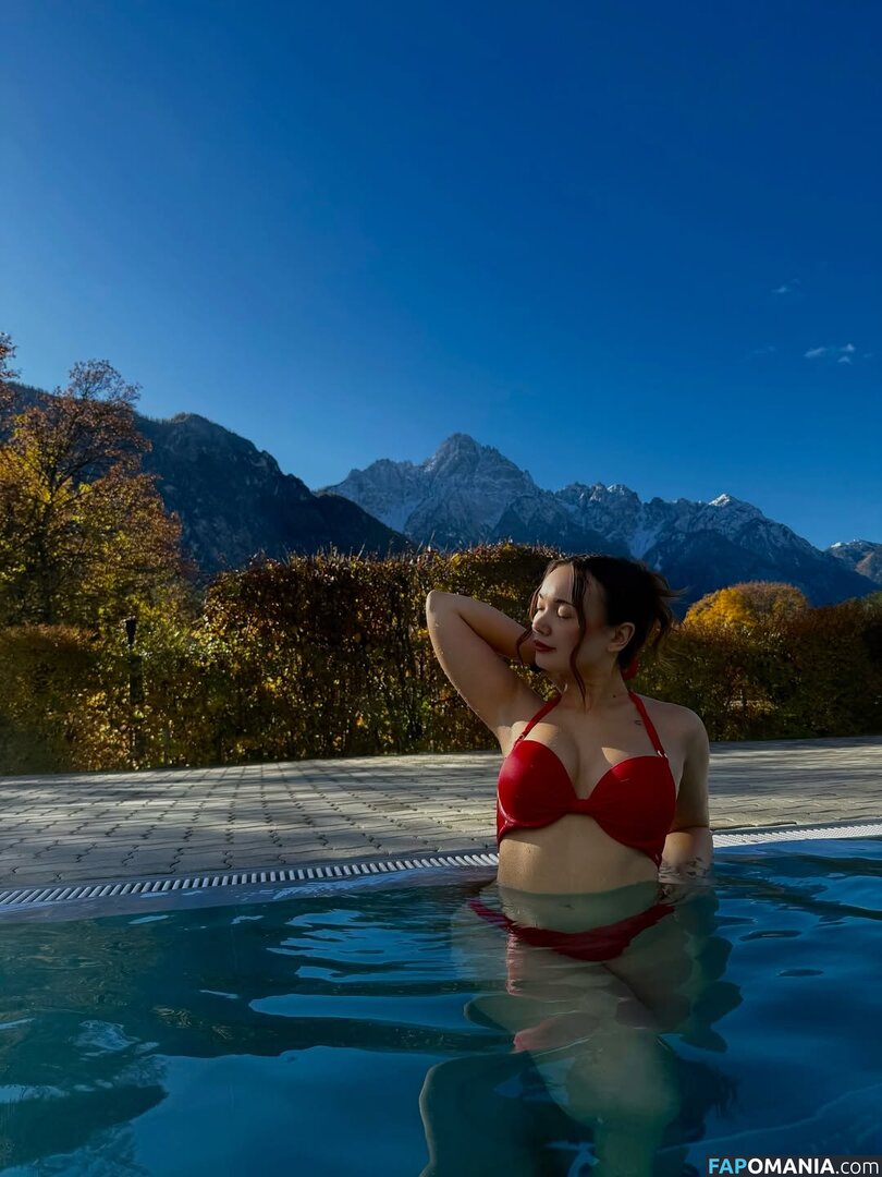 lunaabaabe / naomy_jakab Nago OnlyFans  Przeciekłe zdjęcie #4