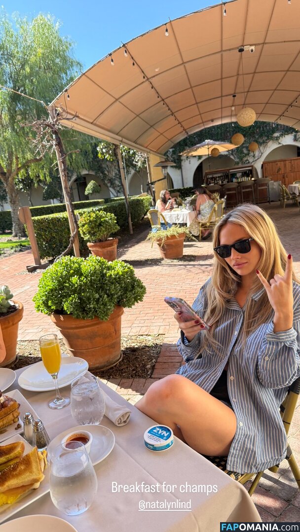 Natalie Alyn Lind / NatalieAlynLind / https: / natalynlind Nago OnlyFans  Przeciekłe zdjęcie #484