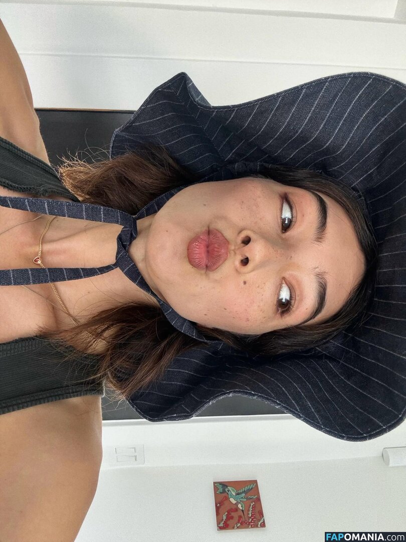 Natasha Liu Bordizzo / natashaliubordizzo Nago OnlyFans  Przeciekłe zdjęcie #4