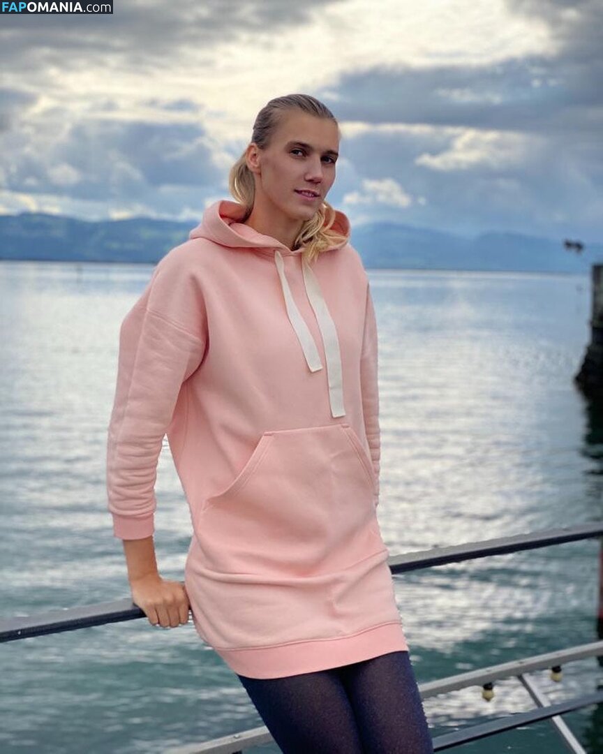 Natália Vieru Nago OnlyFans  Przeciekłe zdjęcie #6