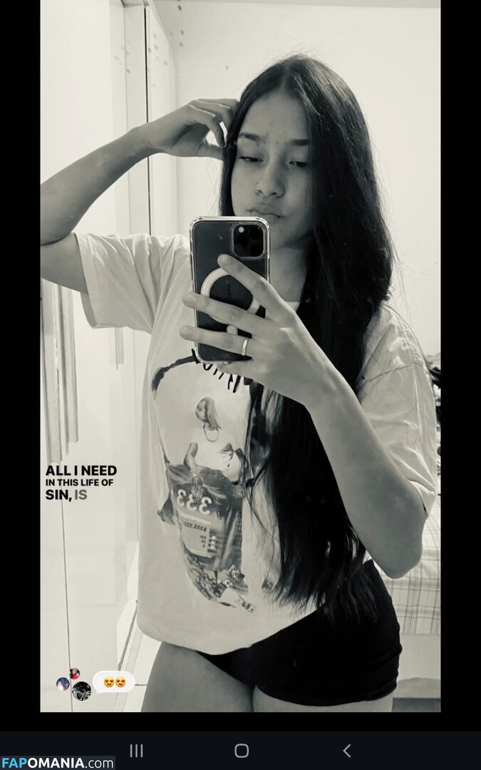 Nayara Djavu / Nayara Yumi / nayarayumicantora Nago OnlyFans  Przeciekłe zdjęcie #2