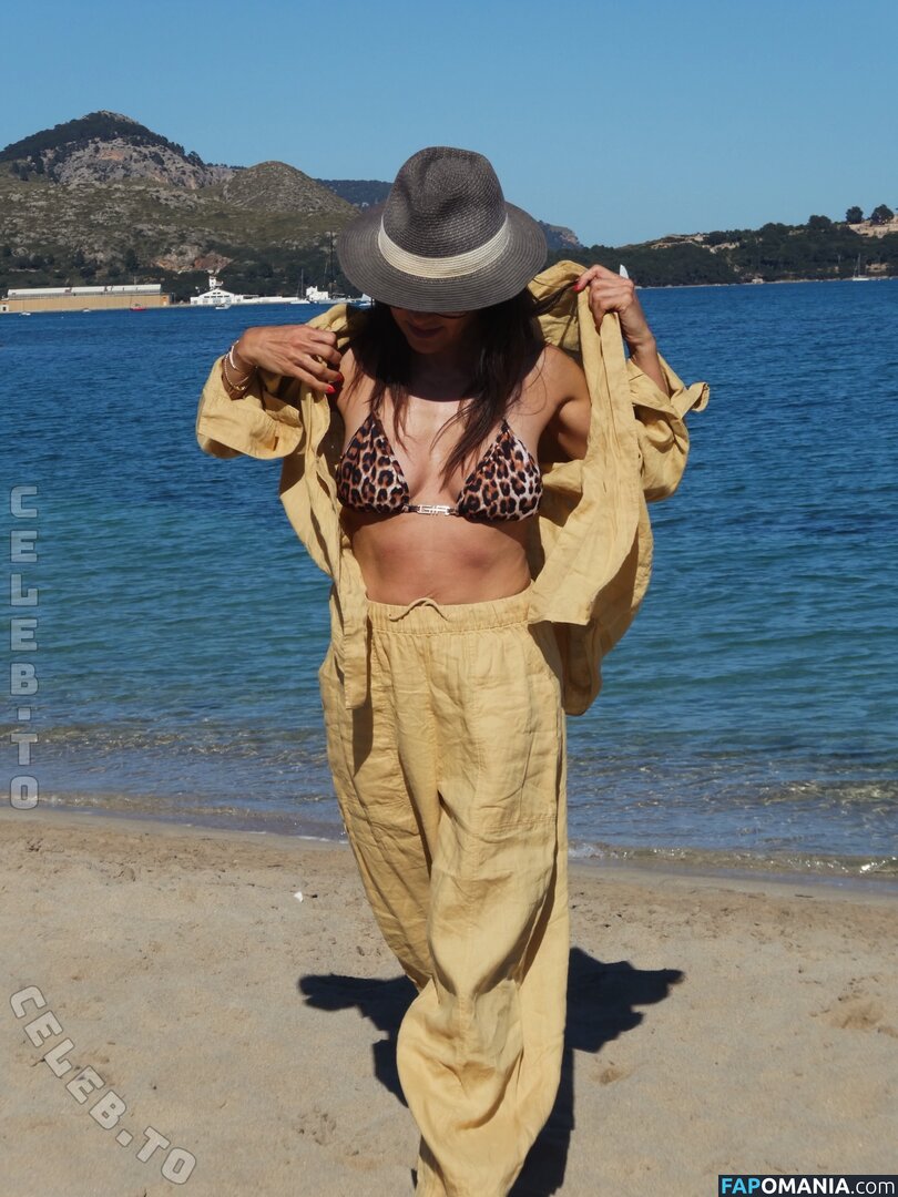 Nazan Eckes / nazaneckes Nago OnlyFans  Przeciekłe zdjęcie #1