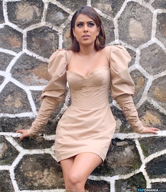 Nia Sharma Nago OnlyFans  Przeciekłe zdjęcie #16