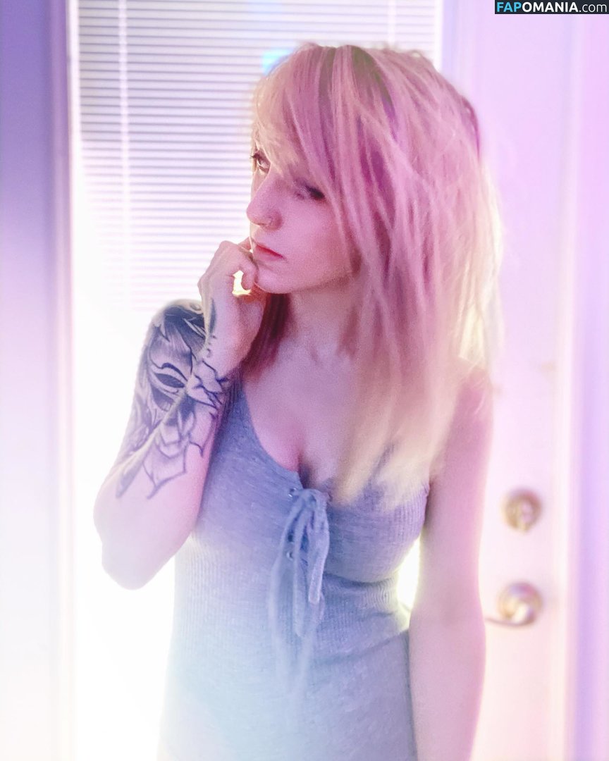 Nicholena Nago OnlyFans  Przeciekłe zdjęcie #4