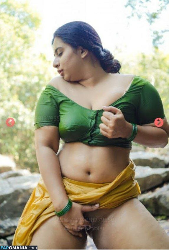 Nila Nambiar / Smera1695 / nilanambiar Nago OnlyFans  Przeciekłe zdjęcie #7