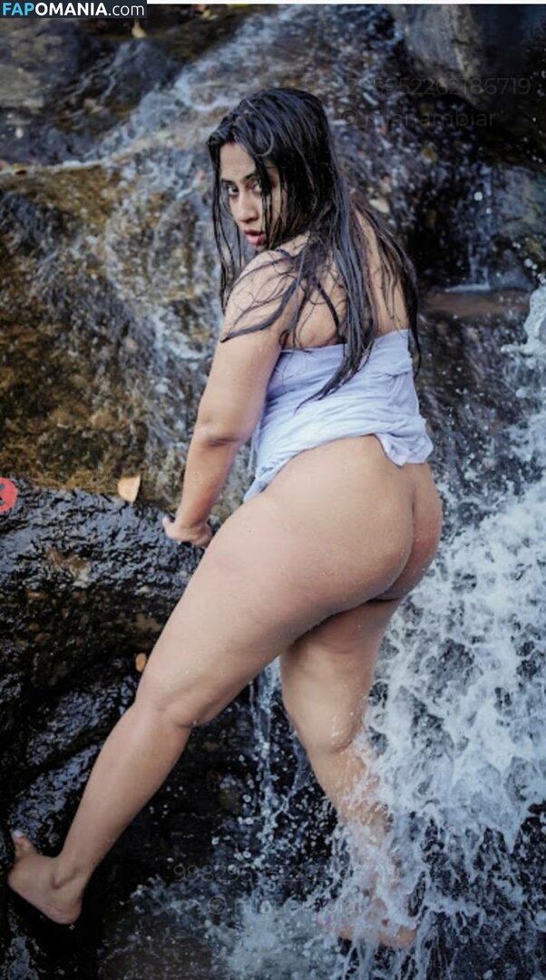 Nila Nambiar / Smera1695 / nilanambiar Nago OnlyFans  Przeciekłe zdjęcie #29