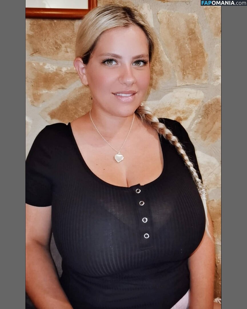 Nina Phoenix / Tamara Dido / https: / ninaphoenix / ninaphoenix_ Nago OnlyFans  Przeciekłe zdjęcie #257