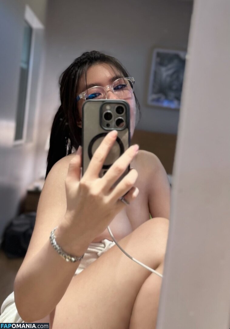 Mika / Niparat Konyai / mikahoney / mikanaka9999 / mikapok99 Nago OnlyFans  Przeciekłe zdjęcie #171