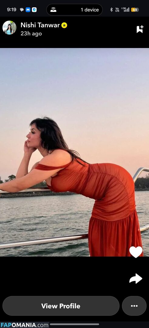 Nishi Tanwar / nishi_tanwar__ Nago OnlyFans  Przeciekłe zdjęcie #2