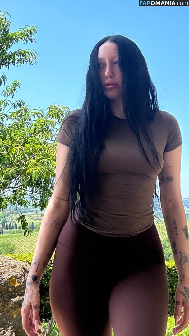 Noah Cyrus Nago Przeciekłe zdjęcie #118
