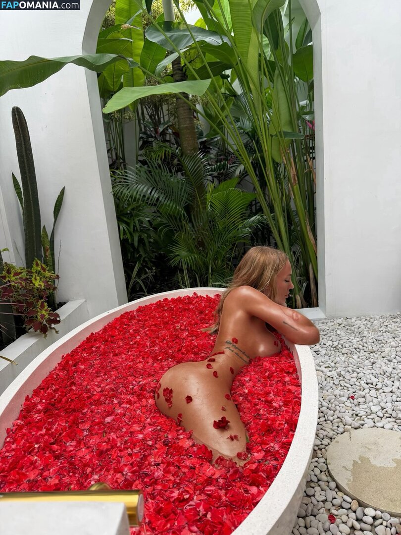 Norwegian Girls / luksuslyx / lyxluna / rebeccaleikvoll Nago OnlyFans  Przeciekłe zdjęcie #4