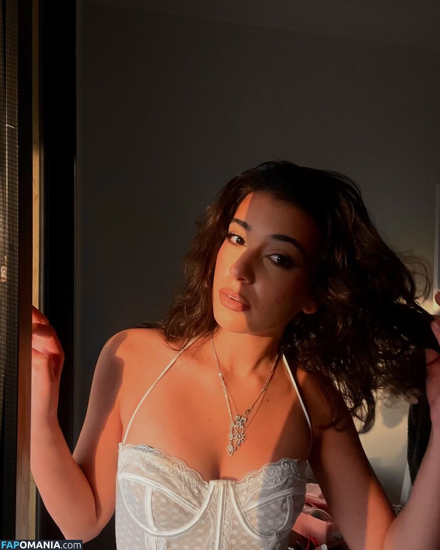 Nourine Abouseada / https: / nourineabouseada Nago OnlyFans  Przeciekłe zdjęcie #10