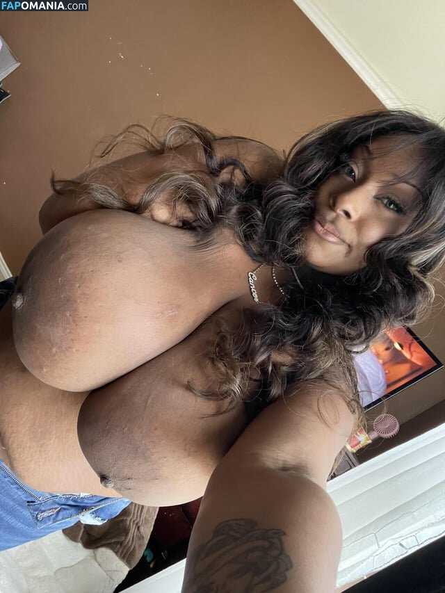 https: / novabaeethestarr Nago OnlyFans  Przeciekłe zdjęcie #2