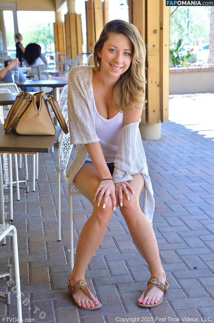 Nude In Public Nago OnlyFans  Przeciekłe zdjęcie #2
