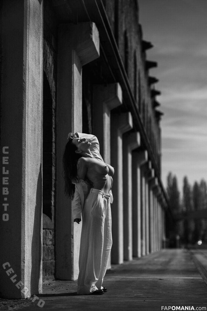 Nude In Public Nago OnlyFans  Przeciekłe zdjęcie #35