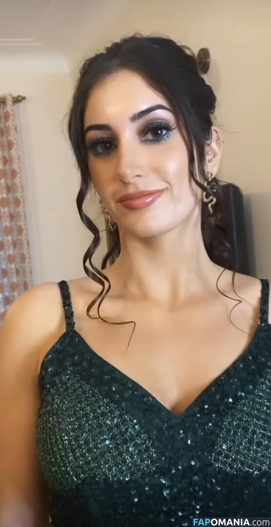 Nura Nejad / nuranejad Nago OnlyFans  Przeciekłe zdjęcie #11