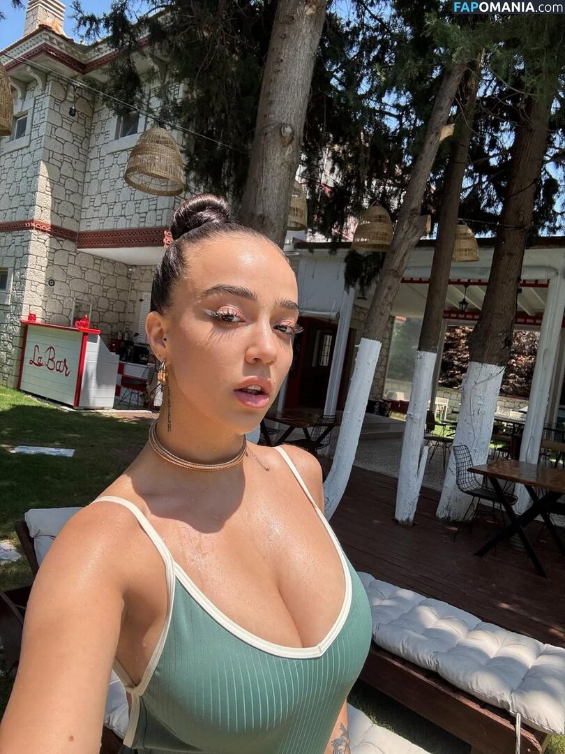 Nurseli Aksoy / https: / punknurseli Nago OnlyFans  Przeciekłe zdjęcie #12