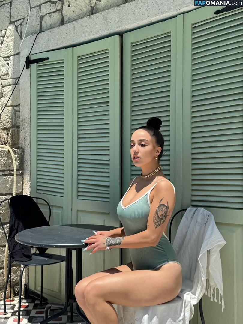 Nurseli Aksoy / https: / punknurseli Nago OnlyFans  Przeciekłe zdjęcie #13