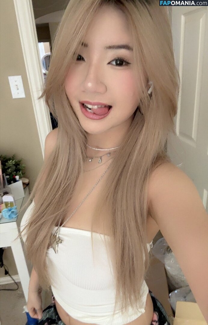 Nxbiichu / https: Nago OnlyFans  Przeciekłe zdjęcie #1