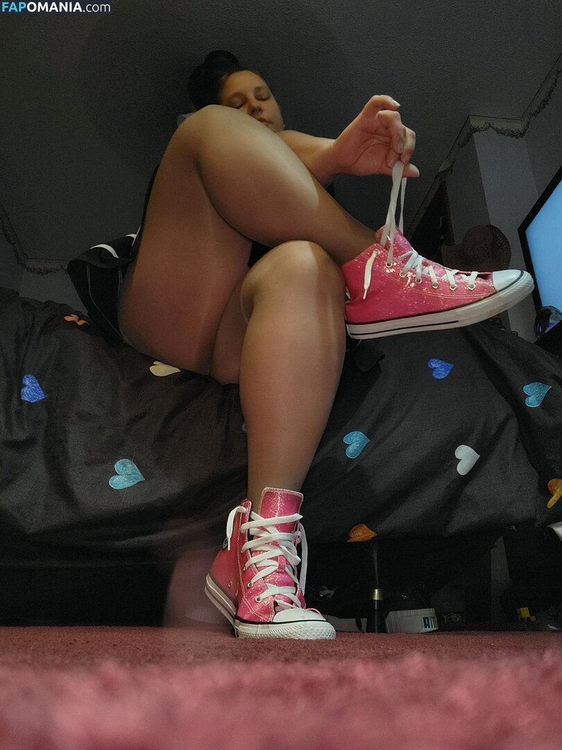 Nylonsandsocks / nylon_and_socks Nago OnlyFans  Przeciekłe zdjęcie #4