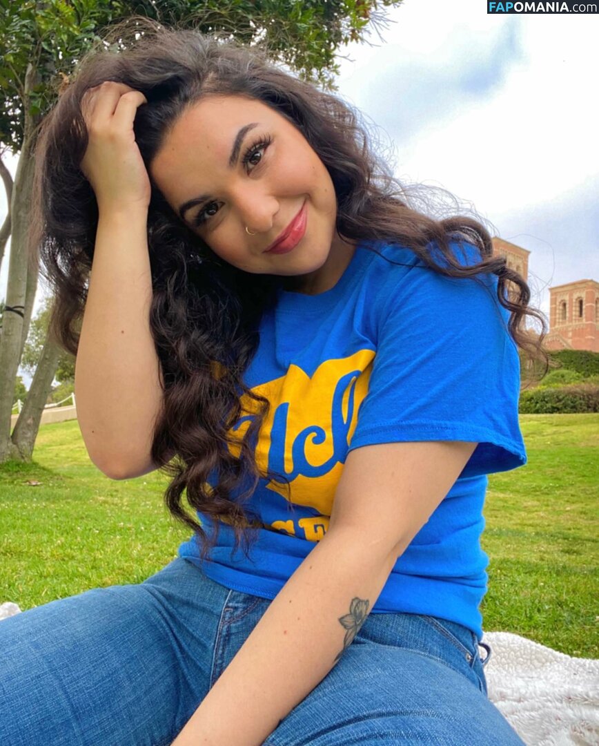 Ariana / Obviously_Queen / arianaxo Nago OnlyFans  Przeciekłe zdjęcie #3