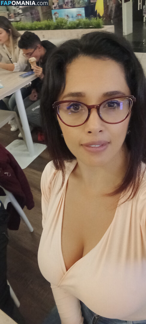 Officefacil / Vivi Becerra / vivi.v / vivi_officefacil / vivib0808 Nago OnlyFans  Przeciekłe zdjęcie #7