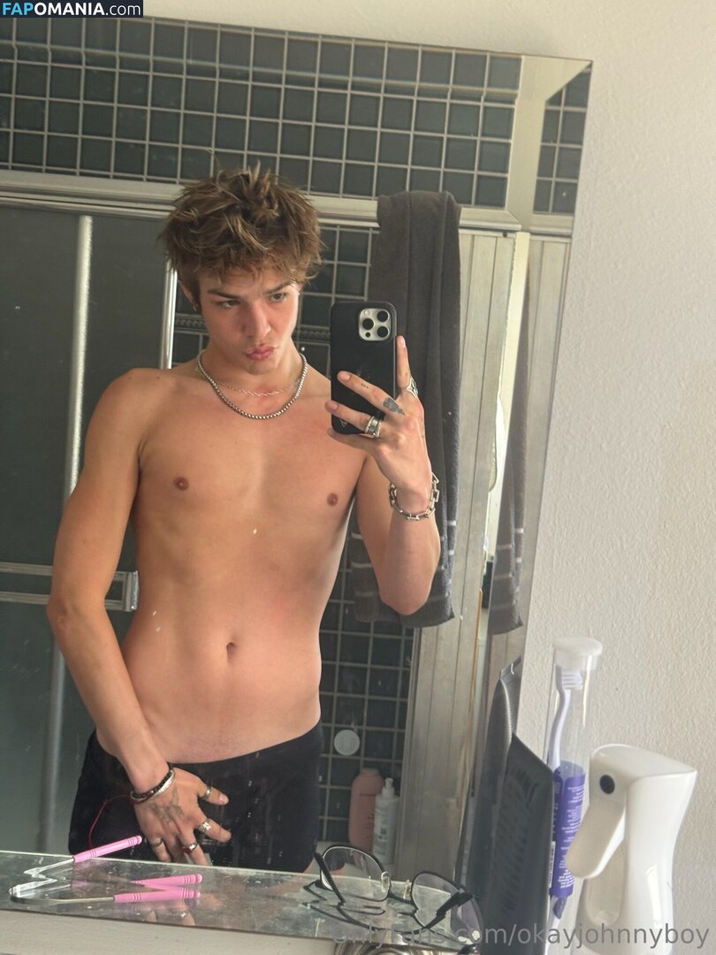 okayjohnnyboy / okjohnnyboy Nago OnlyFans  Przeciekłe zdjęcie #32