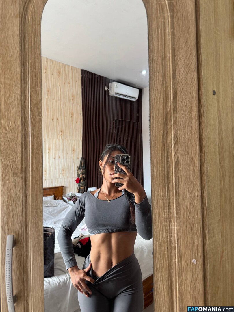Ceboloky / Oky Olivia / Okyyoliviaa / mastermarcelo5 / okyyloiviaa Nago OnlyFans  Przeciekłe zdjęcie #35