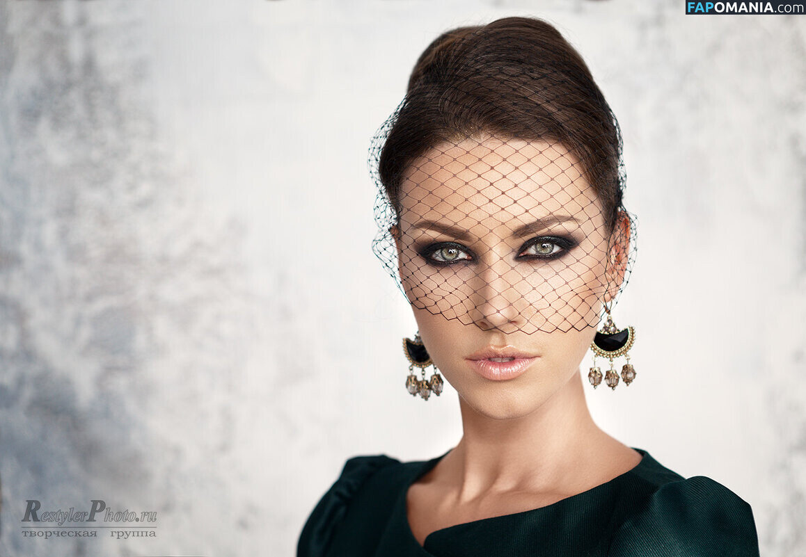 Beau M / Naomi D / Olga Alberti / olgaalberti Nago OnlyFans  Przeciekłe zdjęcie #3