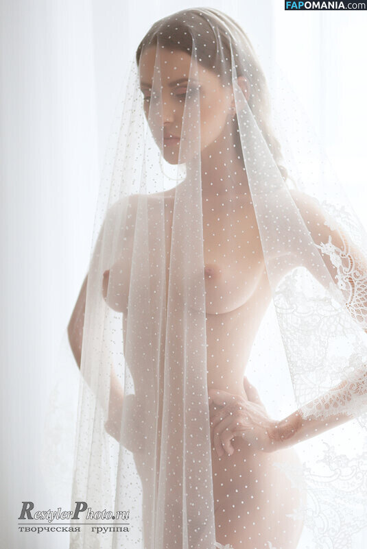 Beau M / Naomi D / Olga Alberti / olgaalberti Nago OnlyFans  Przeciekłe zdjęcie #5