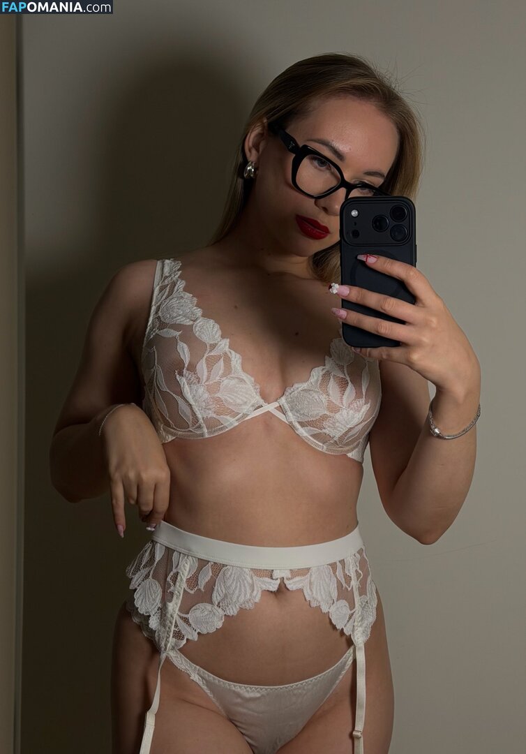 Sdmorena / olga_kril / olga_kril_ Nago OnlyFans  Przeciekłe zdjęcie #3