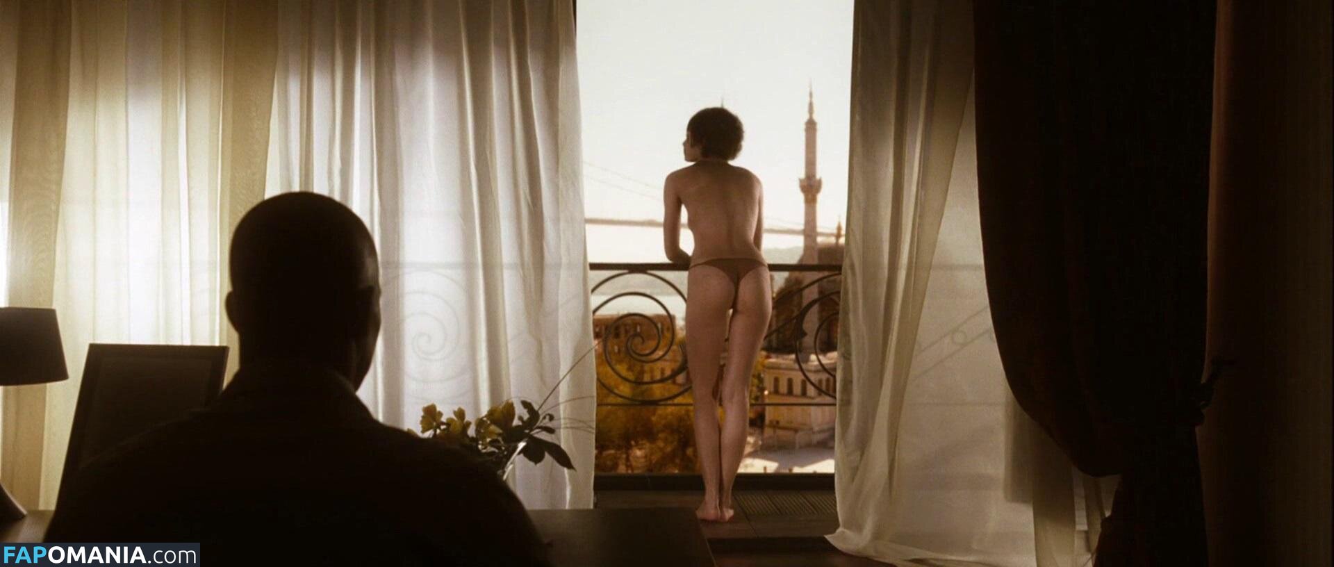 Olga Kurylenko / olgakurylenkoofficial Nago OnlyFans  Przeciekłe zdjęcie #3