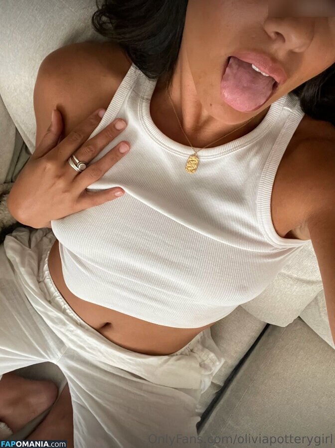 Olivia Webb / Potterygirl / oliviahamerwebb / oliviapotterygirl Nago OnlyFans  Przeciekłe zdjęcie #11