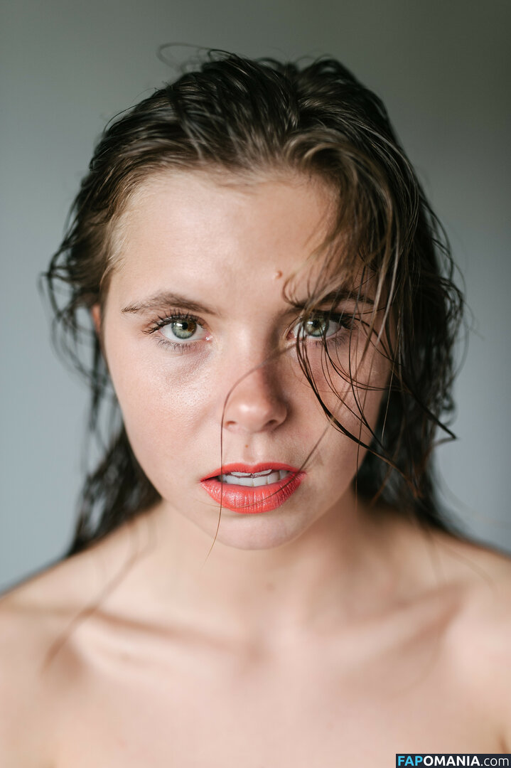Oliwia Pawelczak / oliwiaorwhatever Nago OnlyFans  Przeciekłe zdjęcie #60