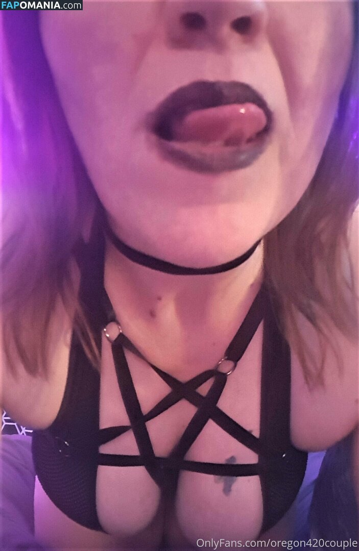 oregon420 / oregon420couple Nago OnlyFans  Przeciekłe zdjęcie #9
