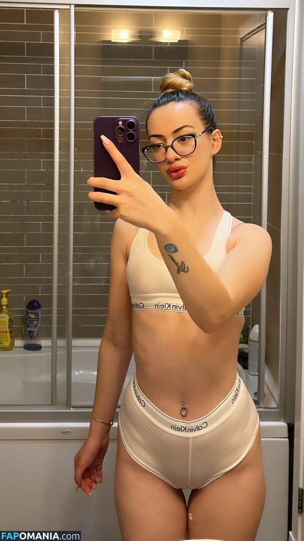 Oznur Guven / oz_nurunuz / oznurunuz / oznurunuzz Nago OnlyFans  Przeciekłe zdjęcie #15