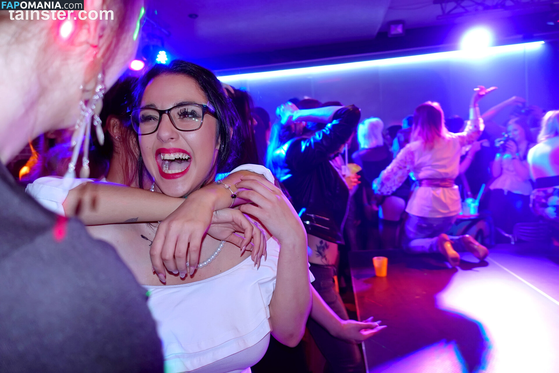 Party Hardcore Model Thread Nago OnlyFans  Przeciekłe zdjęcie #1