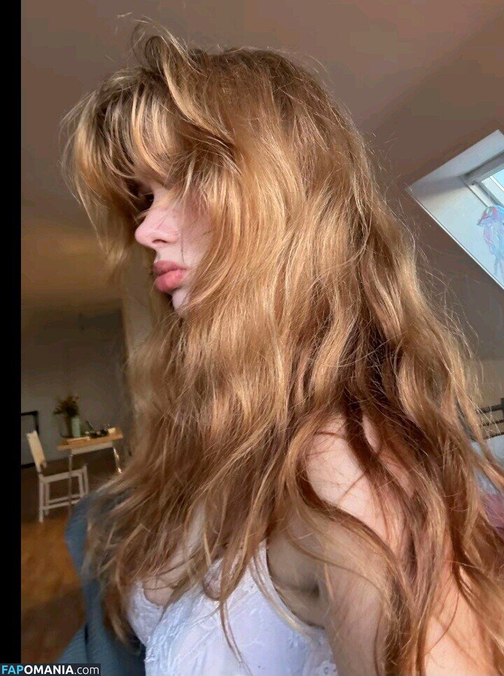 Aurora / allnaturalaurora / andrew ate / patrickbatman111 / patrickbatmanya Nago OnlyFans  Przeciekłe zdjęcie #2