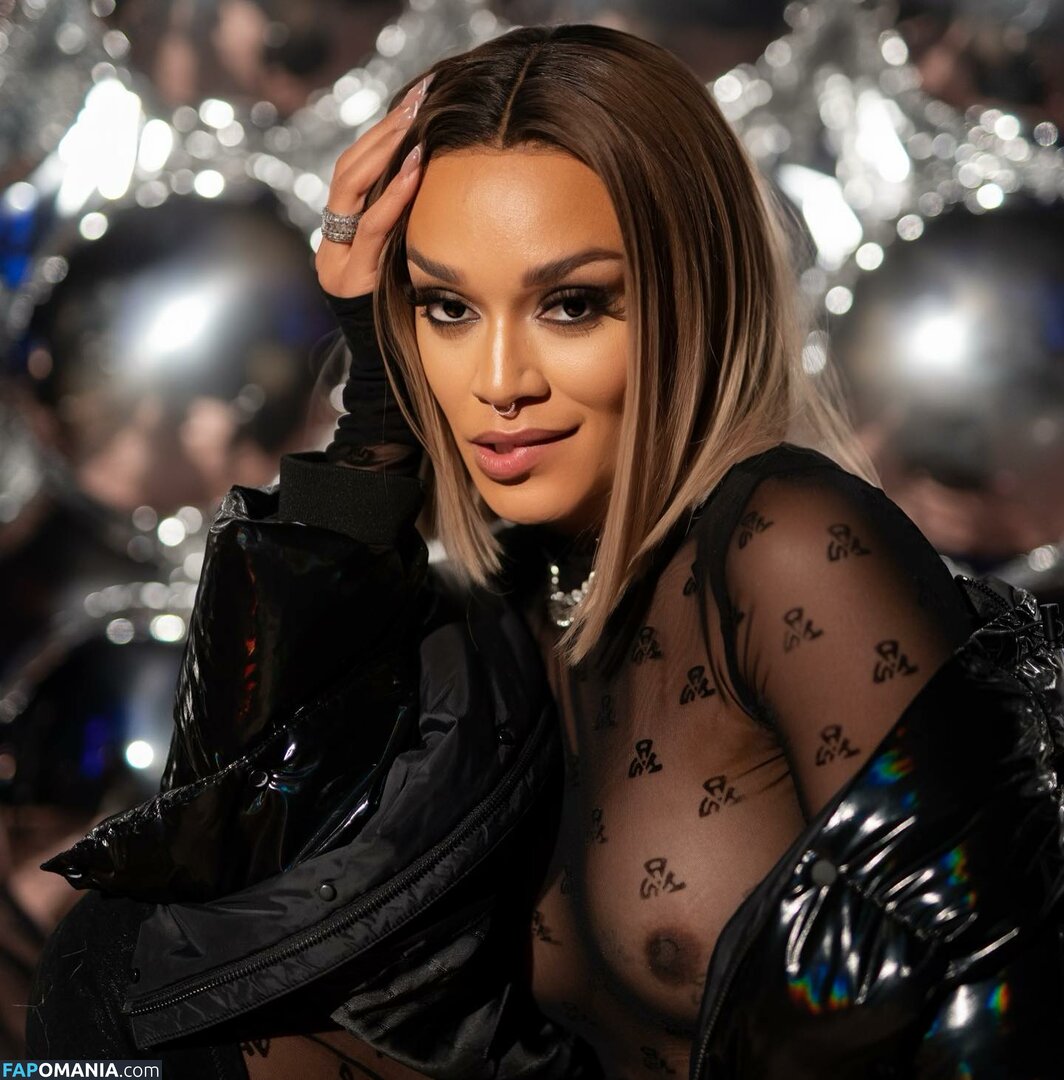 Pearl Thusi / pearlthusi Nago OnlyFans  Przeciekłe zdjęcie #8