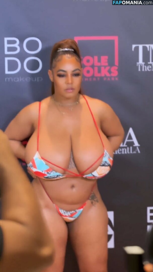 Persephanii / officialpersephanii Nago OnlyFans  Przeciekłe zdjęcie #4