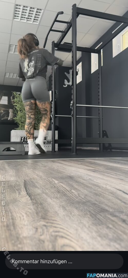 Petra Siebeck / flashinglines / redtatbabe Nago OnlyFans  Przeciekłe zdjęcie #2