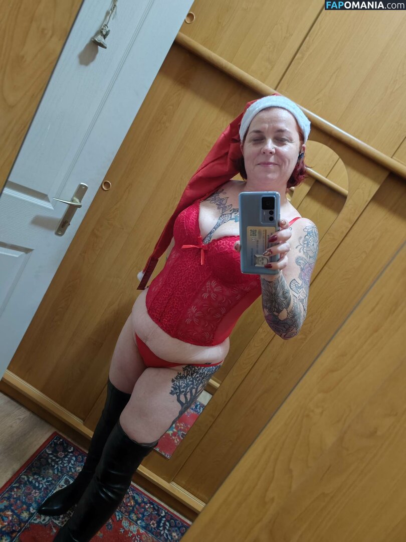 amator_csajok / f.lillaa / petratimea Nago OnlyFans  Przeciekłe zdjęcie #49