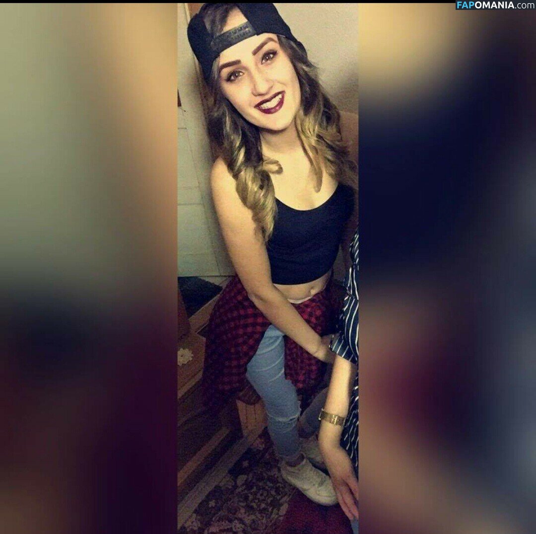 amator_csajok / f.lillaa / petratimea Nago OnlyFans  Przeciekłe zdjęcie #1475