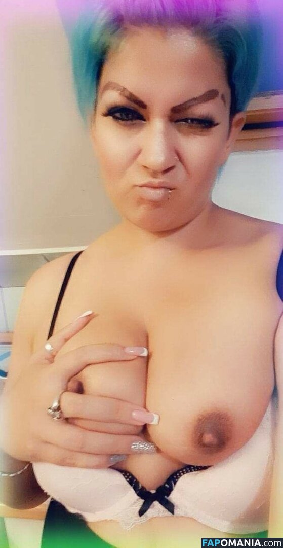 amator_csajok / f.lillaa / petratimea Nago OnlyFans  Przeciekłe zdjęcie #1599