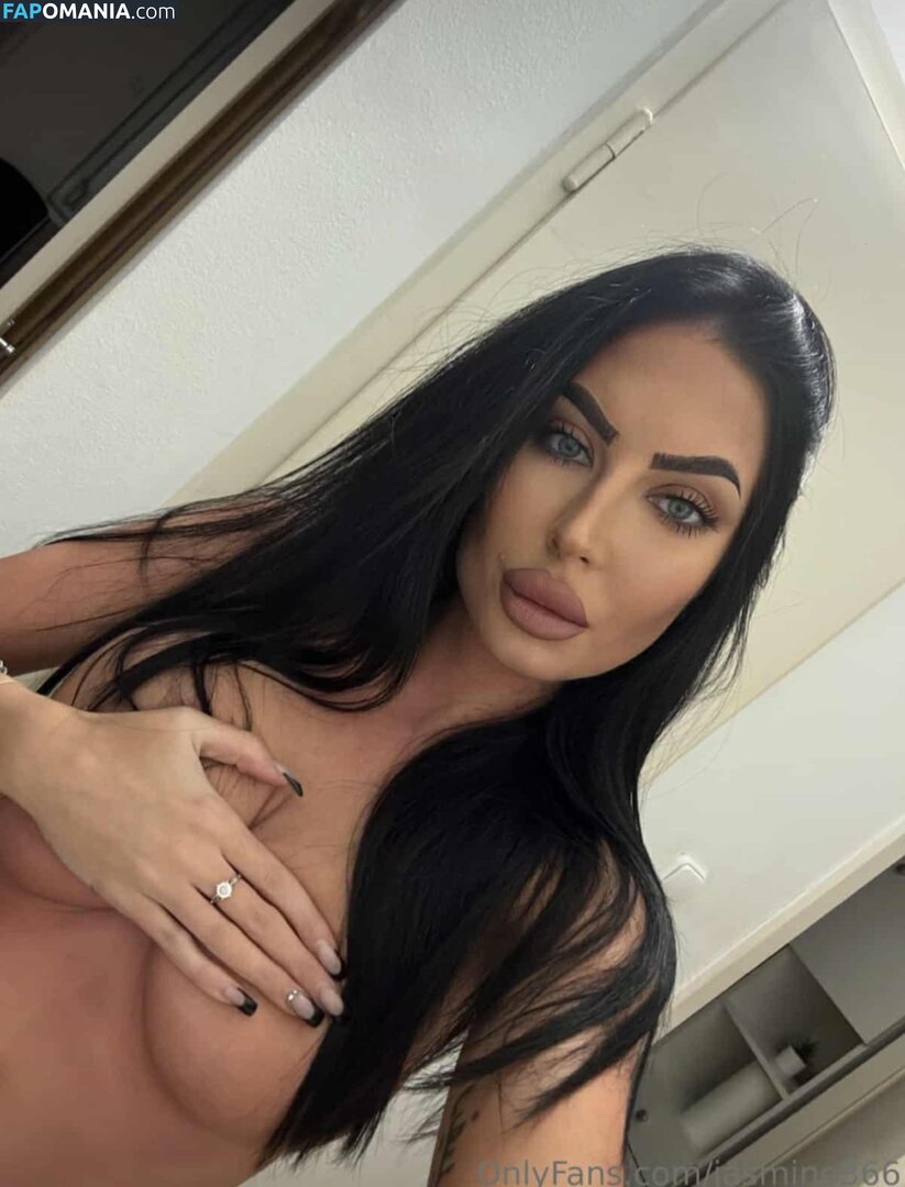 amator_csajok / f.lillaa / petratimea Nago OnlyFans  Przeciekłe zdjęcie #2659