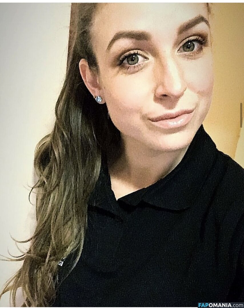 amator_csajok / f.lillaa / petratimea Nago OnlyFans  Przeciekłe zdjęcie #2693