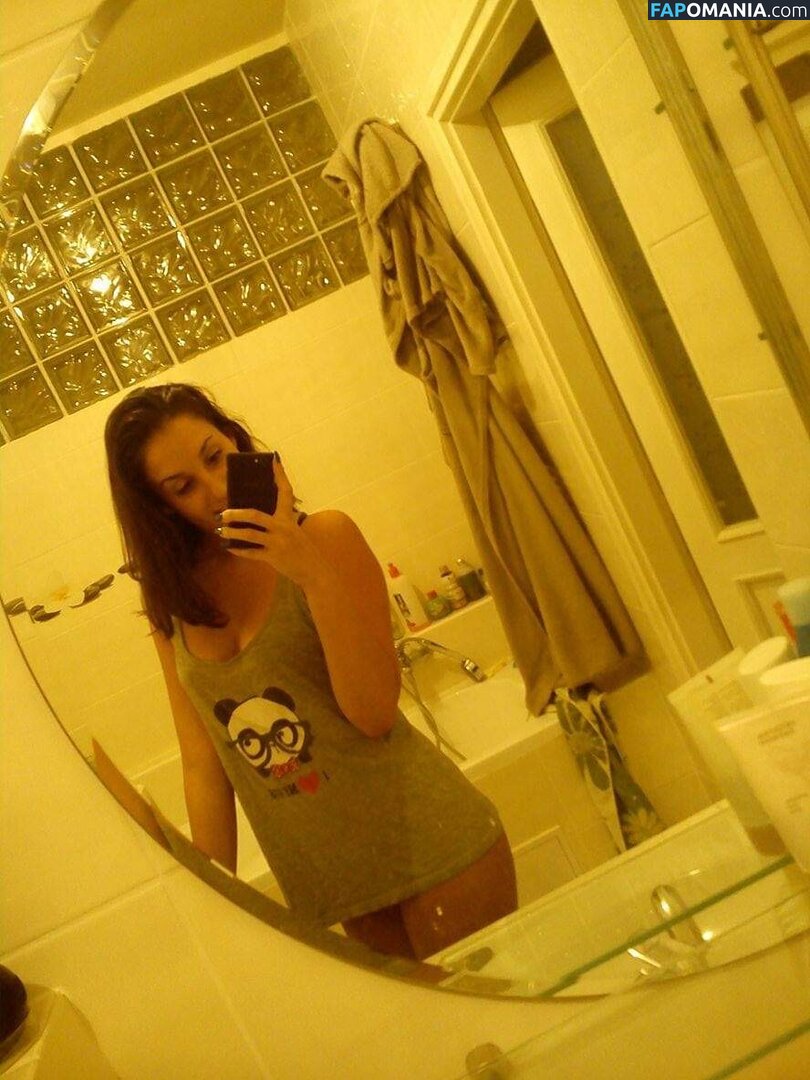 amator_csajok / f.lillaa / petratimea Nago OnlyFans  Przeciekłe zdjęcie #2695