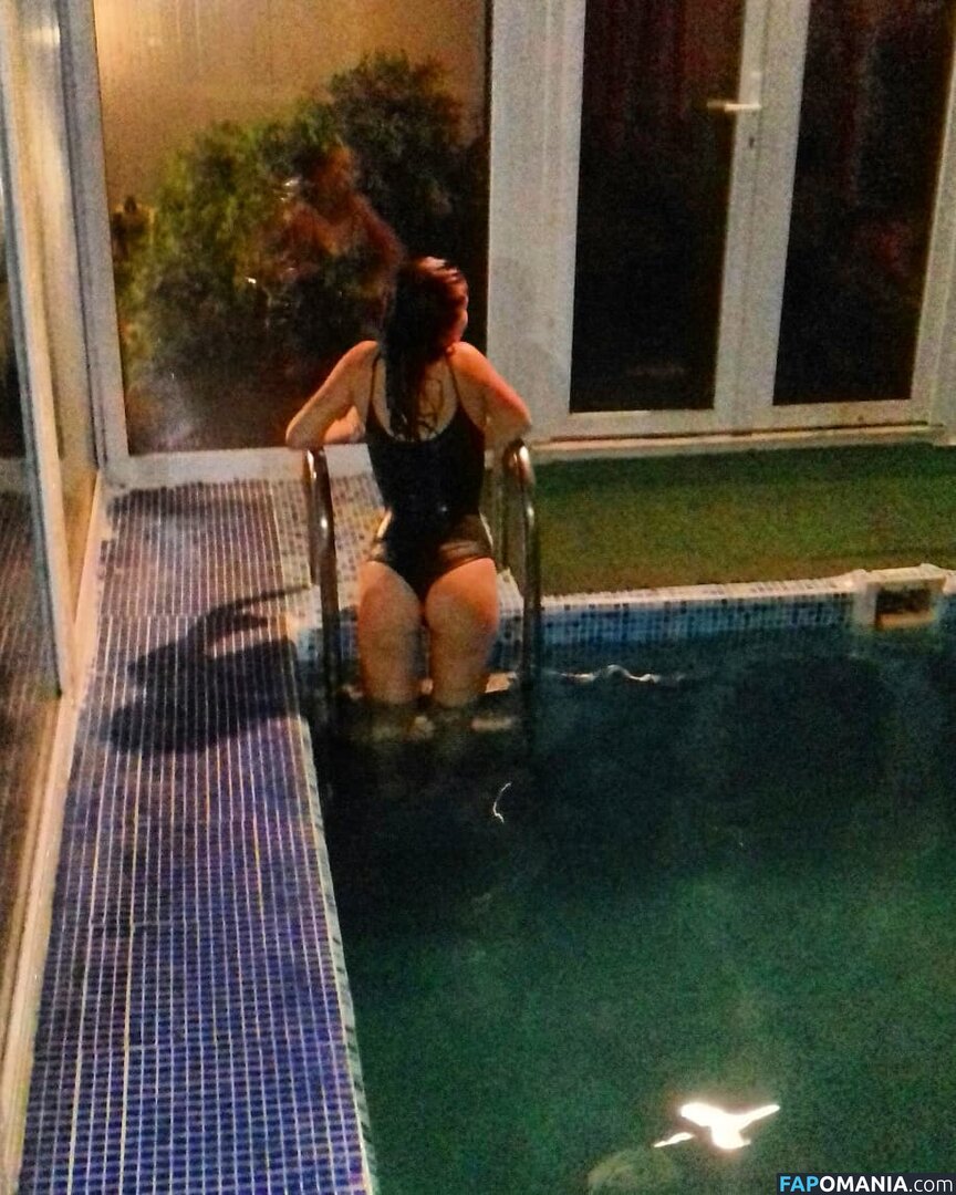 amator_csajok / f.lillaa / petratimea Nago OnlyFans  Przeciekłe zdjęcie #2725