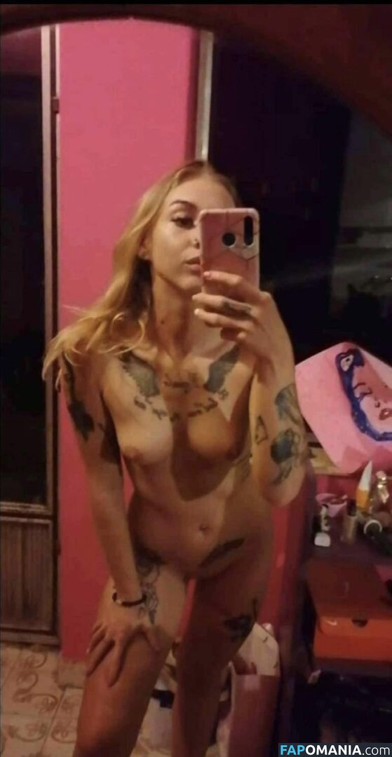 amator_csajok / f.lillaa / petratimea Nago OnlyFans  Przeciekłe zdjęcie #2774