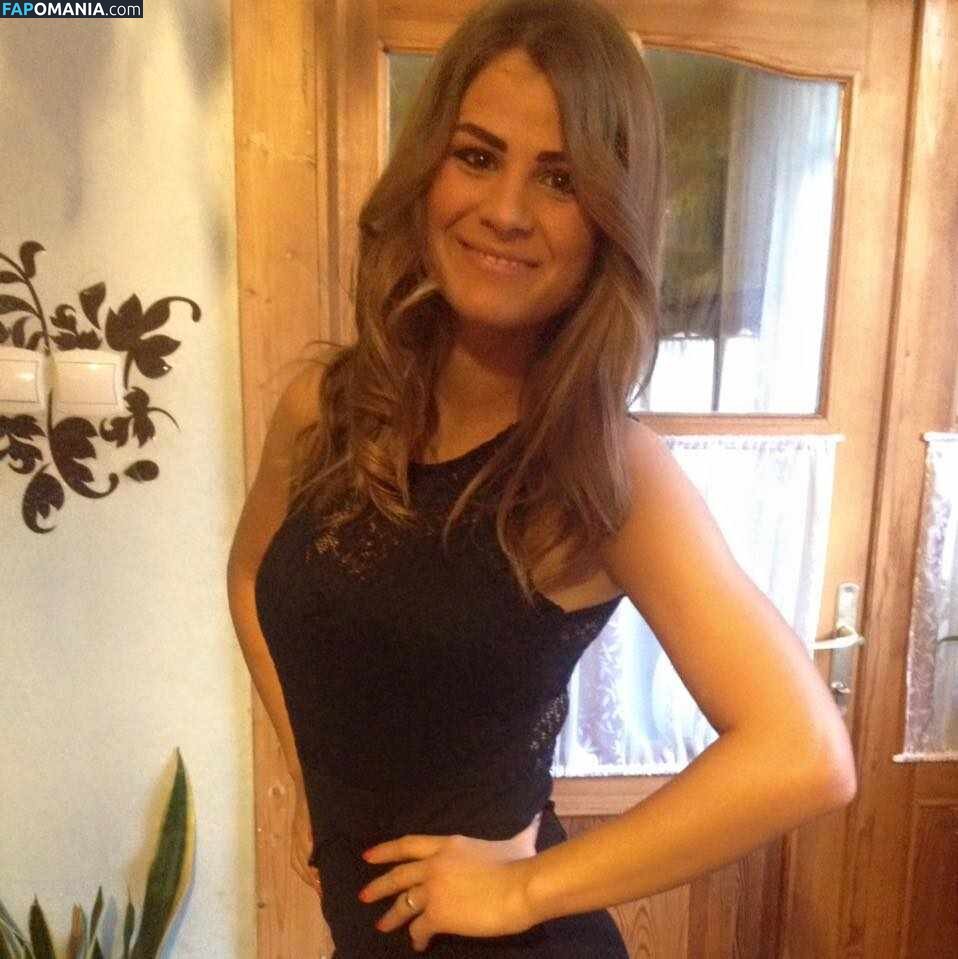 amator_csajok / f.lillaa / petratimea Nago OnlyFans  Przeciekłe zdjęcie #2784